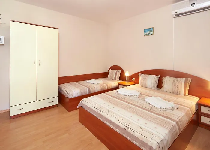 Nasko Chaushev Pensiune Nesebăr